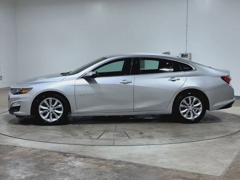 Used 2019 Chevrolet Malibu LT w/ Leather Package FWD image 6