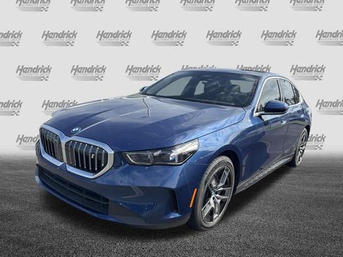 Used 2024 BMW i5 eDrive40i w/ Convenience Package RWD image 6