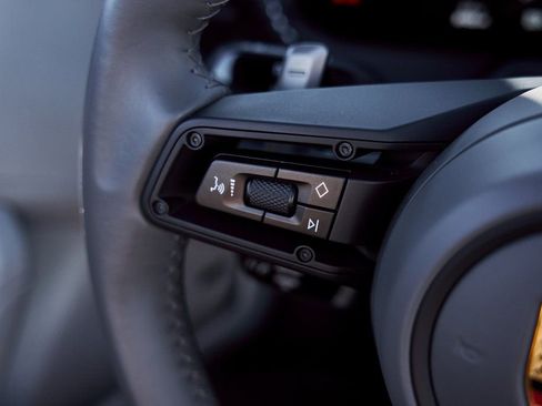 Used 2022 Porsche 911 Turbo S image 44