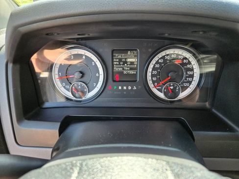 Used 2020 RAM 1500 Tradesman w/ Chrome Appearance Group AWD/4WD image 33