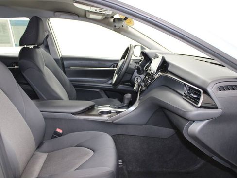 Used 2021 Toyota Camry LE image 24