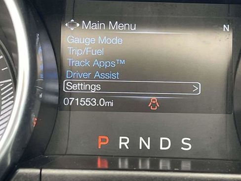 Used 2018 Ford Mustang Coupe RWD image 19