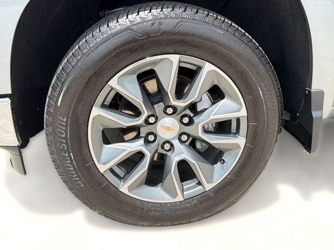 Certified 2026 Chevrolet Silverado 1500 LT w/ Texas Edition Plus image 11