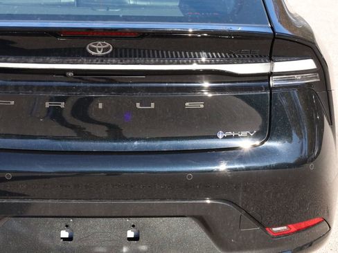 New 2026 Toyota Prius Plug-In Hybrid image 15