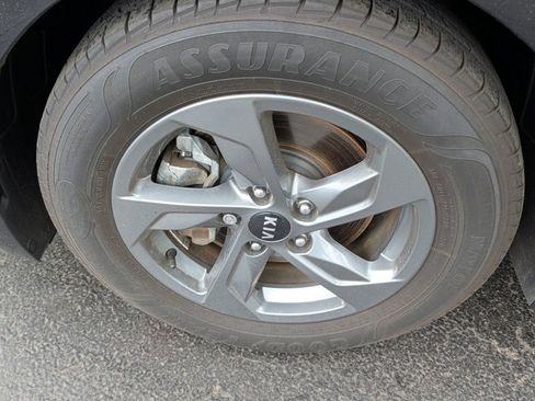 Used 2021 Kia K5 LX FWD image 15