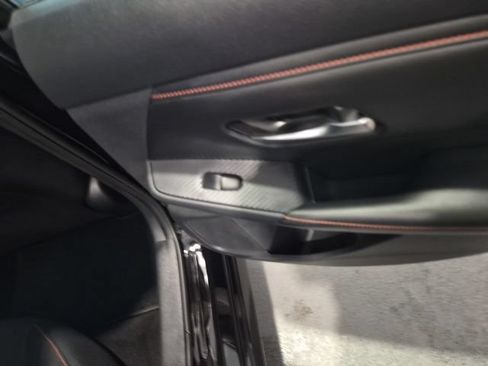 Used 2024 Nissan Sentra SR FWD image 22