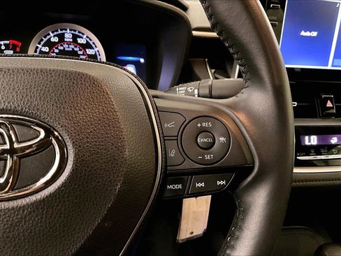 Used 2020 Toyota Corolla SE FWD image 18