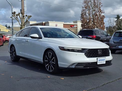 Certified 2023 Honda Accord Touring image 14