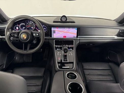 Used 2021 Porsche Panamera GTS image 21