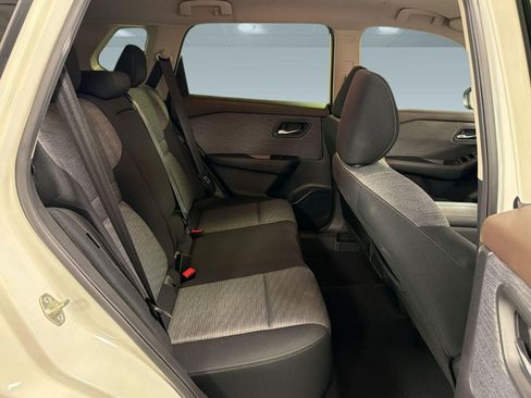 Used 2023 Nissan Rogue SV FWD image 30