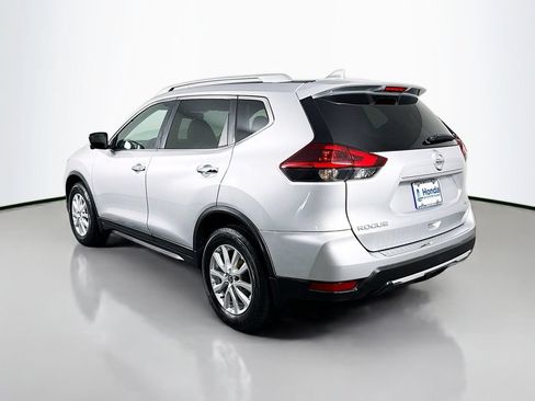 Used 2018 Nissan Rogue SV w/ Premium Package AWD/4WD image 5