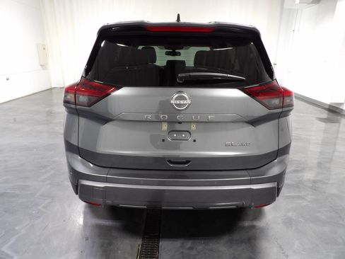 Used 2026 Nissan Rogue SL AWD/4WD image 6