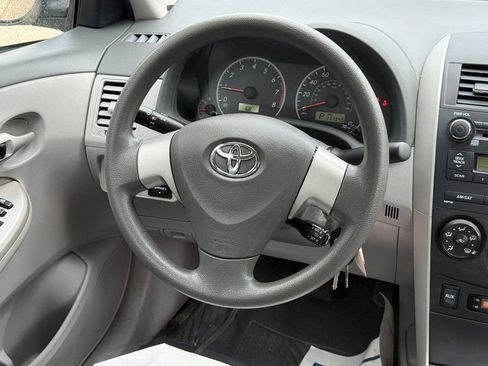 Used 2010 Toyota Corolla LE FWD image 14