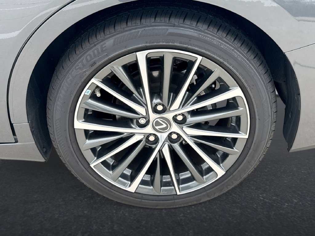 Used 2025 Lexus ES 350 w/ Premium Package FWD image 31