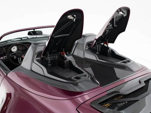 Used 1997 Porsche 911 Carrera RWD image 32