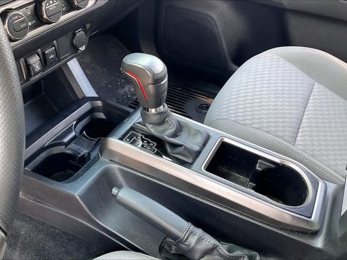 Used 2023 Toyota Tacoma SR5 RWD image 18