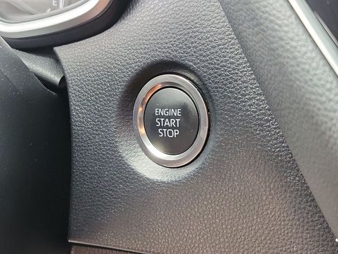 Used 2025 Toyota Corolla SE FWD image 29