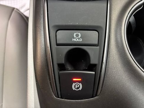 Used 2021 Toyota Camry SE AWD/4WD image 25