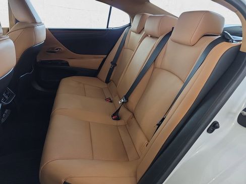 Certified 2023 Lexus ES 350 350 w/ Premium Package image 14