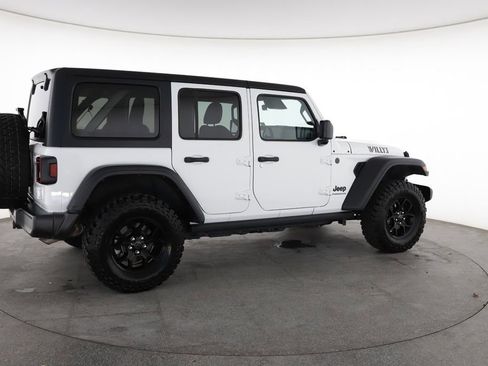Used 2025 Jeep Wrangler Unlimited Sport AWD/4WD image 13