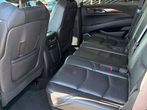 Used 2015 Cadillac Escalade Premium AWD/4WD image 9