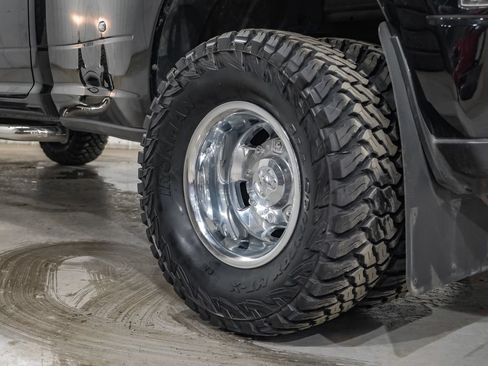 Used 2024 RAM 3500 Tradesman w/ Chrome Appearance Group AWD/4WD image 60