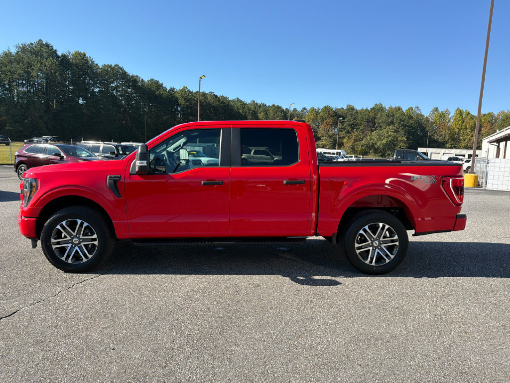 Used 2023 Ford F150 XL w/ STX Appearance Package AWD/4WD image 4