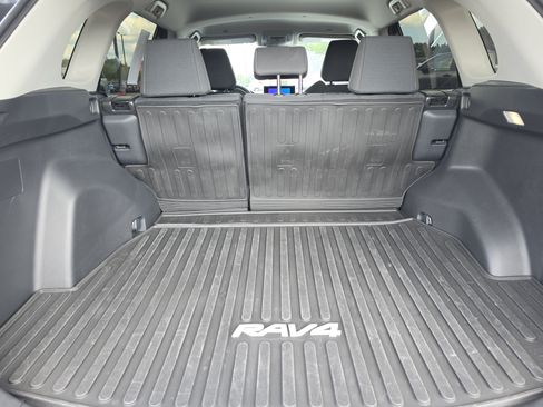 Certified 2025 Toyota RAV4 LE FWD image 11