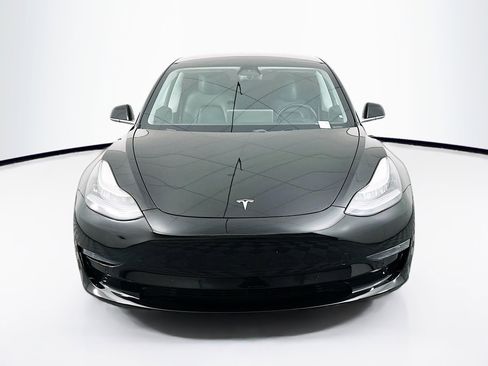 Used 2018 Tesla Model 3 Long Range image 2