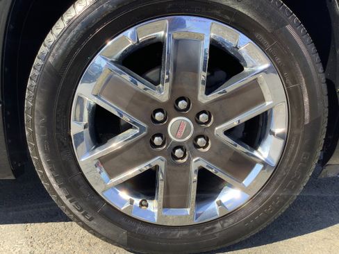 Used 2012 GMC Acadia Denali AWD/4WD image 23