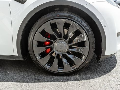 Used 2020 Tesla Model Y Performance AWD/4WD image 4