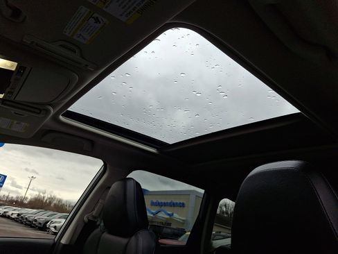 Used 2023 Subaru Forester Limited w/ Popular Package #2 image 21