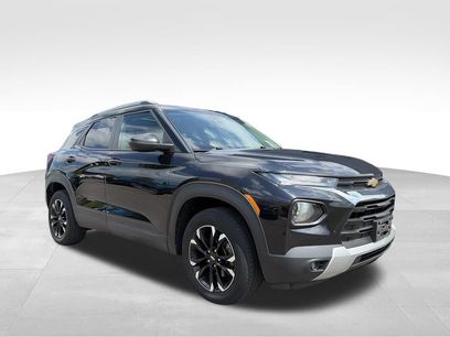 Used 2021 Chevrolet TrailBlazer LT w/ Sun and Liftgate Package