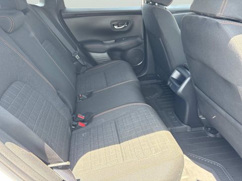 Used 2024 Honda HR-V Sport image 17