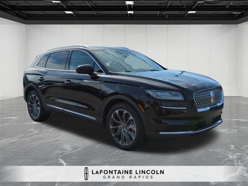 Certified 2022 Lincoln Nautilus Reserve w/ Equipment Group 201A AWD/4WD image 7