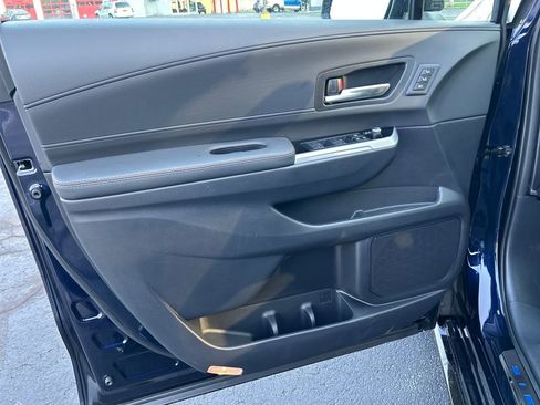 New 2026 Toyota Sienna Platinum AWD/4WD image 18