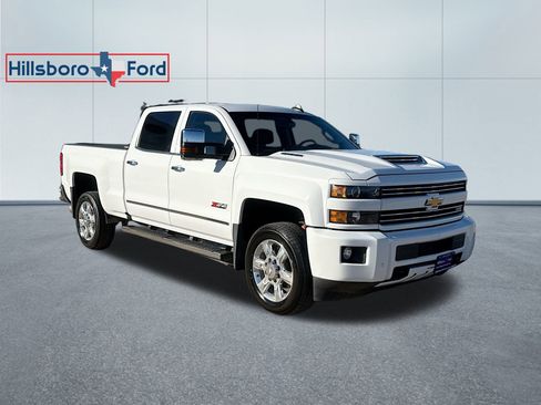Used 2019 Chevrolet Silverado 2500 LTZ w/ Duramax Plus Package image 4