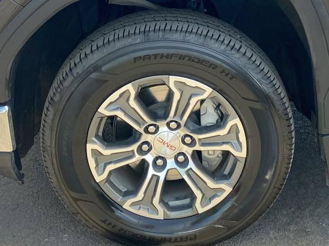 Used 2025 GMC Sierra 1500 SLT AWD/4WD image 28