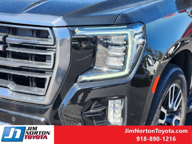 Used 2021 GMC Yukon AT4 w/ Rear Media and Nav Package AWD/4WD image 11
