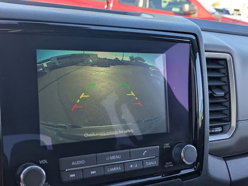 Certified 2022 Nissan Frontier SV w/ Technology Package image 30