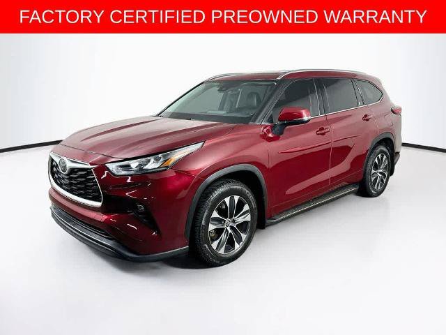 Used 2020 Toyota Highlander XLE FWD image 1