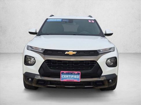 Certified 2023 Chevrolet TrailBlazer ACTIV w/ Convenience Package image 2