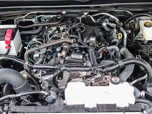 Used 2026 Toyota Tacoma SR5 RWD image 27