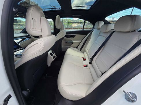 Used 2023 Mercedes-Benz C 300 Sedan image 16