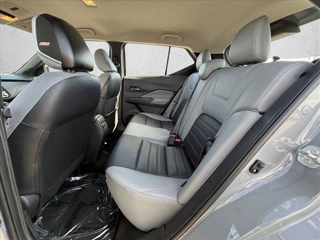 Used 2021 Nissan Kicks SR w/ SR Premium Package FWD image 14