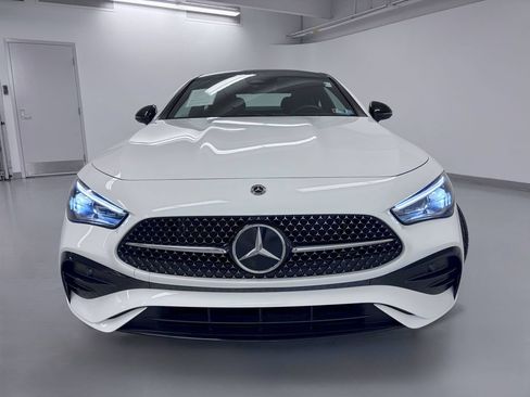 Certified 2026 Mercedes-Benz CLE 300 4MATIC Coupe image 4
