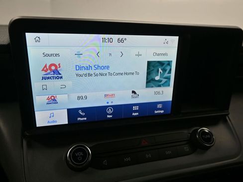 Used 2024 Ford Maverick Lariat FWD image 18