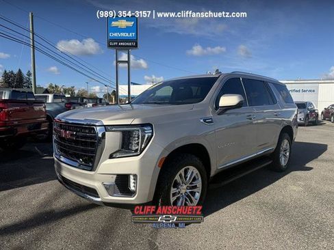 Used 2021 GMC Yukon SLT w/ SLT Luxury Package image 1