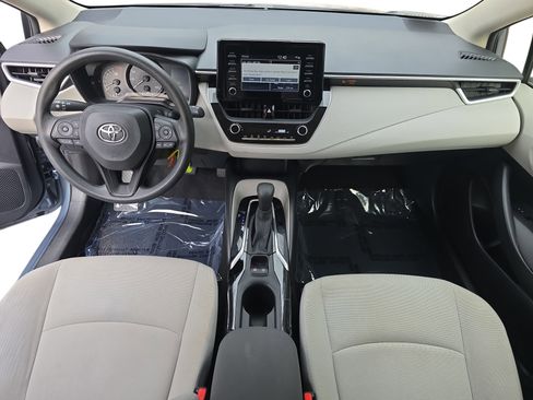 Used 2020 Toyota Corolla L image 9