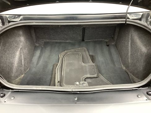 Used 2013 Dodge Challenger R/T Plus image 9